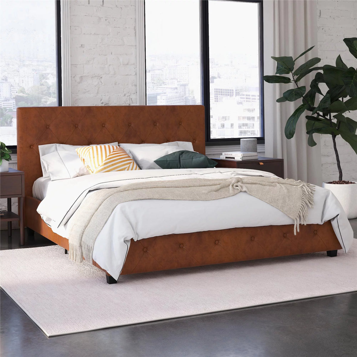 Queen Camel Faux Leather Upholstered Platform Bed O573839