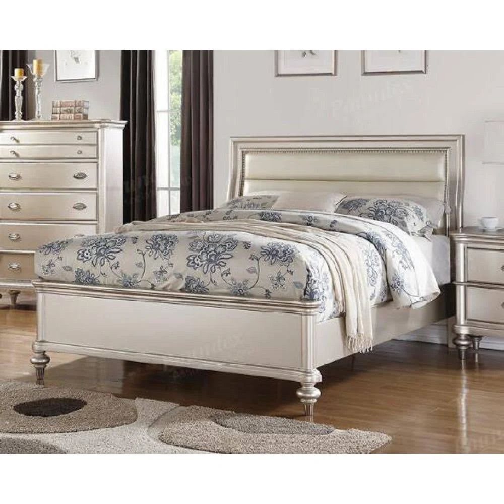 Silver Eastern King Bed O288890