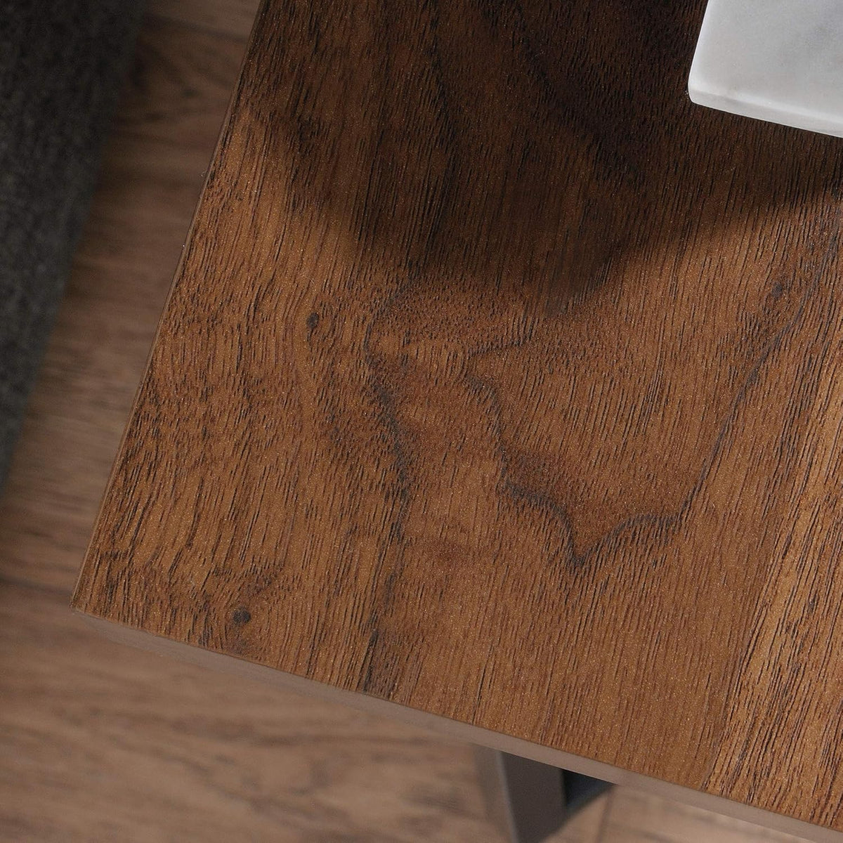 Side Table Grand Walnut Finish Pack of 2 G763175