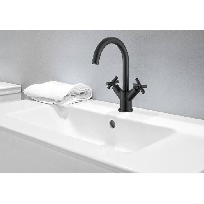 Matte Black Single Hole Bathroom Faucet O94685