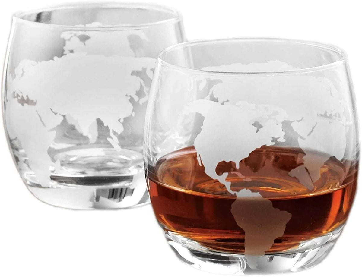 50 Oz Handmade Etched Globe Decanter Set with Wooden Stand and 2 Glasses B140
