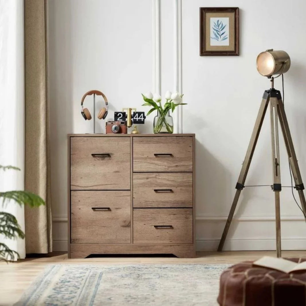 5 Drawer Brown Dresser X833111