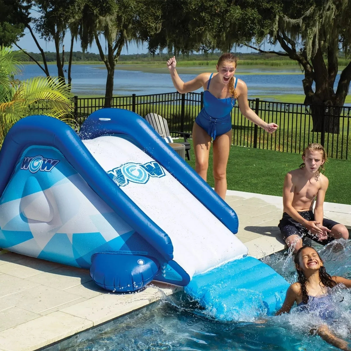 Inflatable Pool Slide with Sprinkler G496