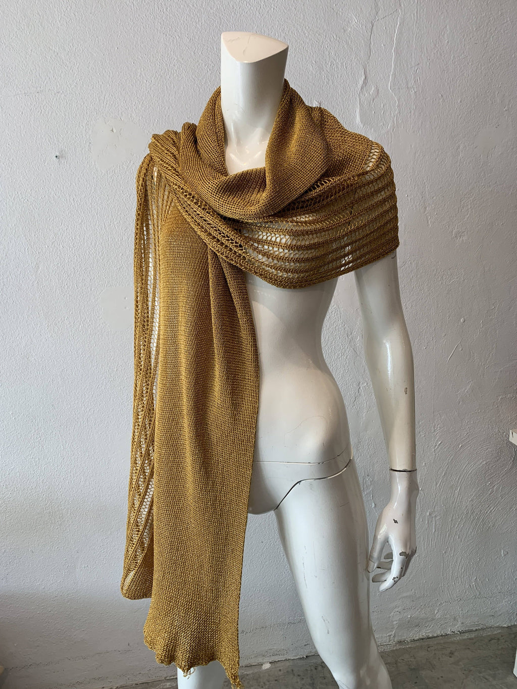 White Scarf F1710