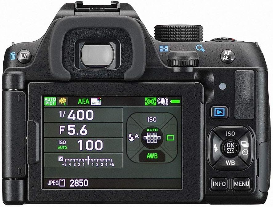 Black Weather-Sealed DSLR Camera with 18-135mm Lens I9216