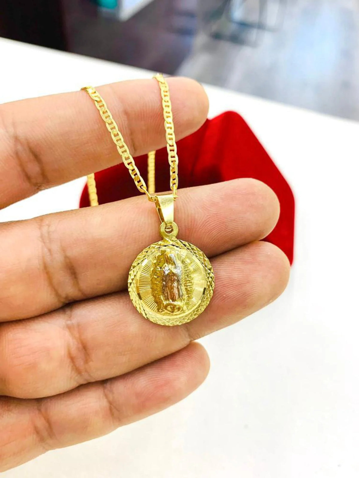 14K Gold Filled Virgen de Guadalupe Necklace Mariner Chain Round Medal 23x19 K3169
