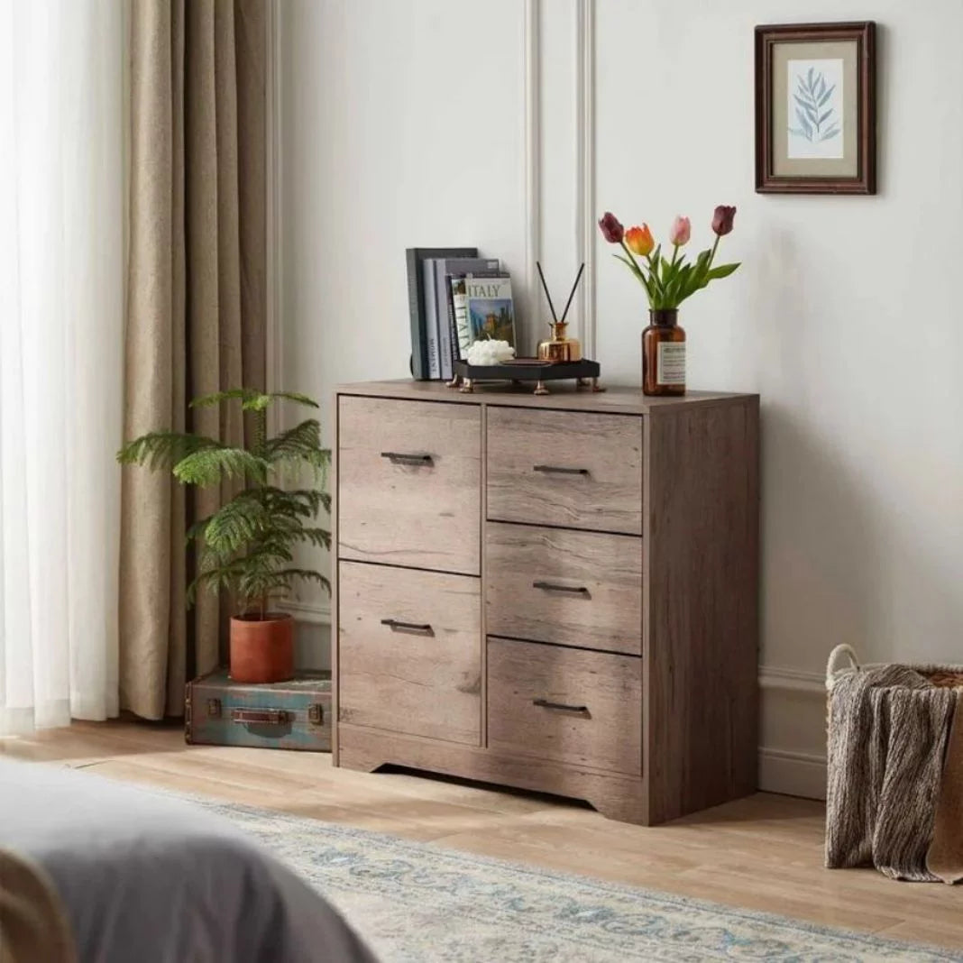 5 Drawer Brown Dresser X833111