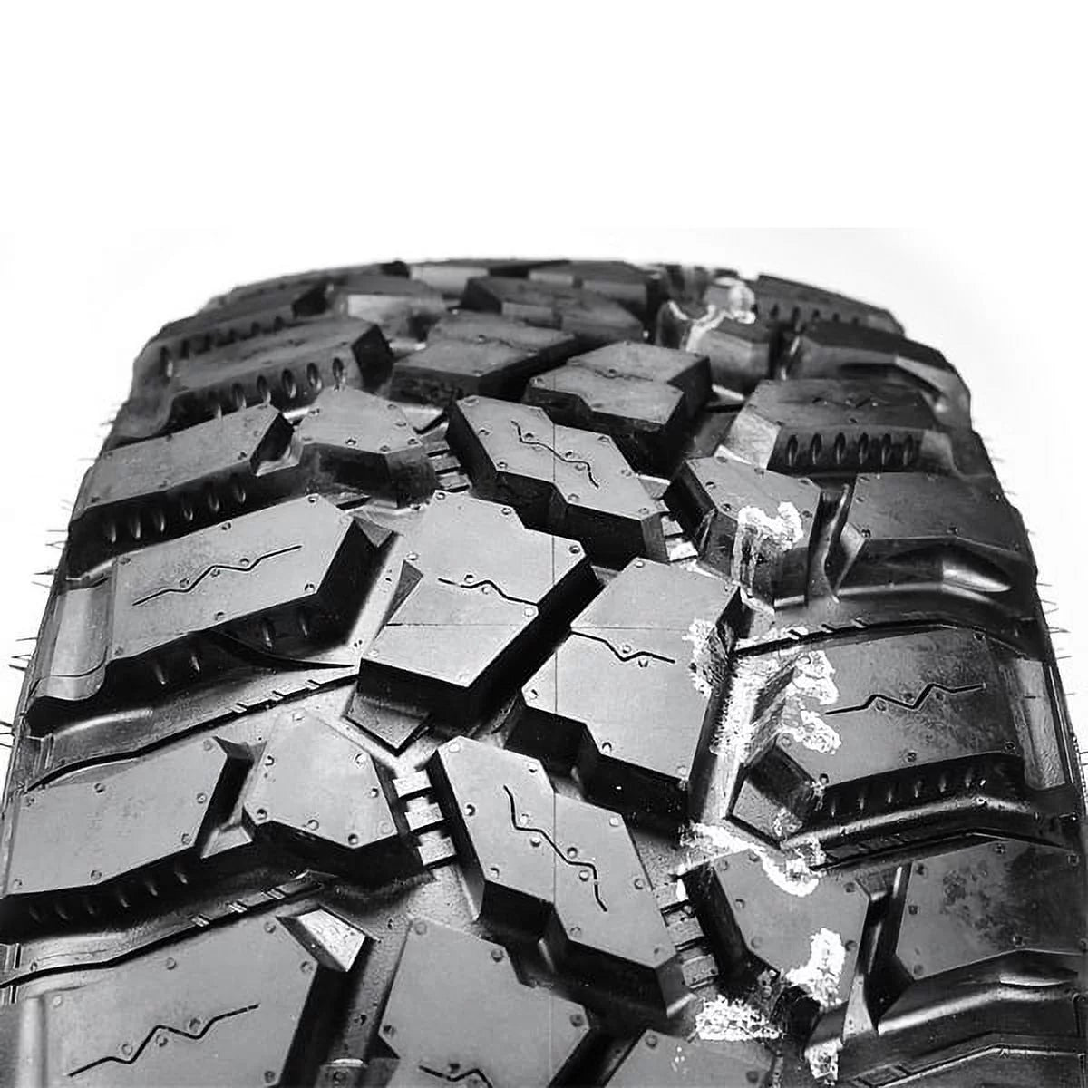 Mud Terrain Light Truck Tire O340906