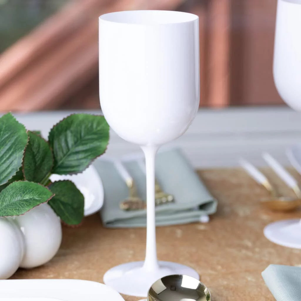 White Plastic Wine Glasses 12 oz M89523