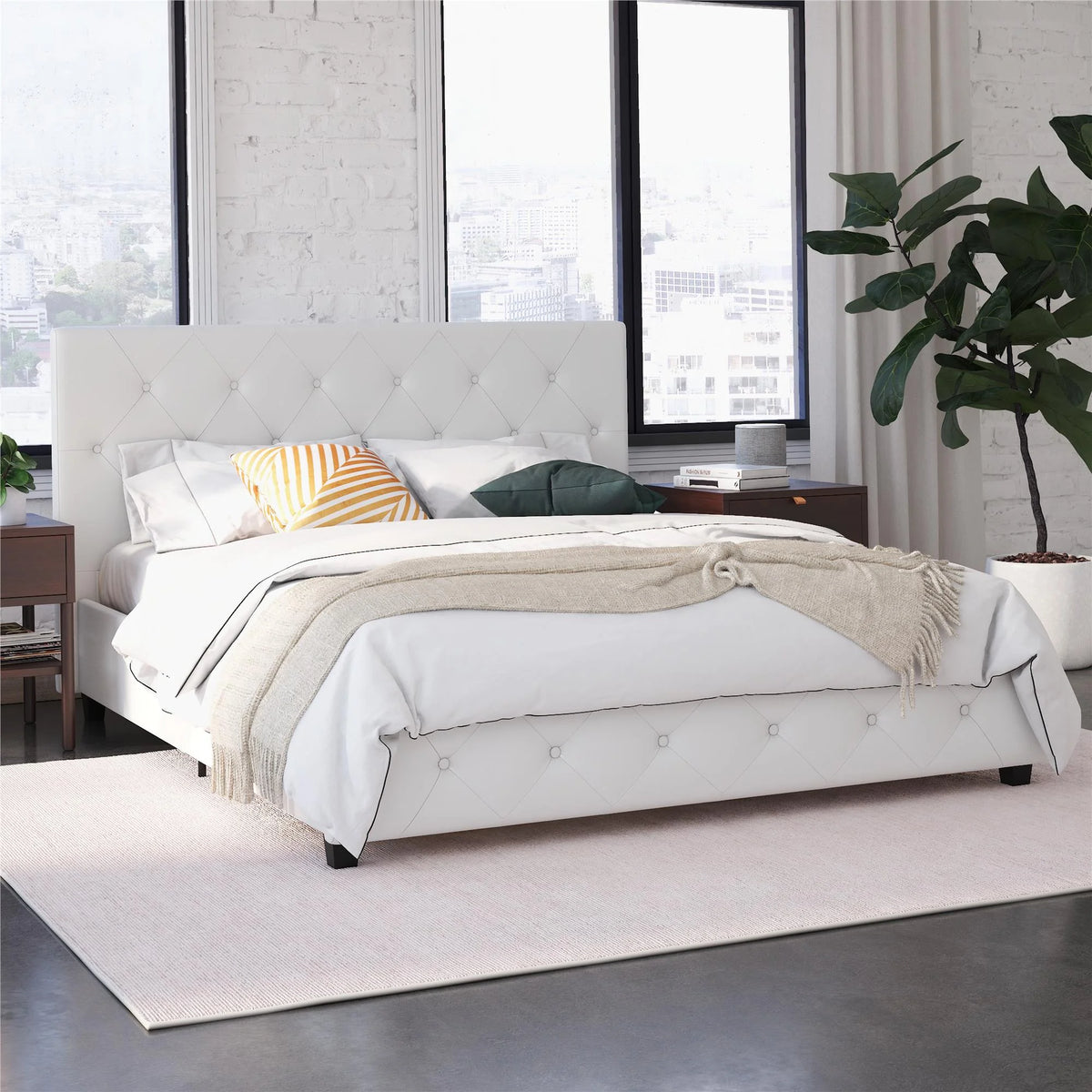 Queen Camel Faux Leather Upholstered Platform Bed O573839