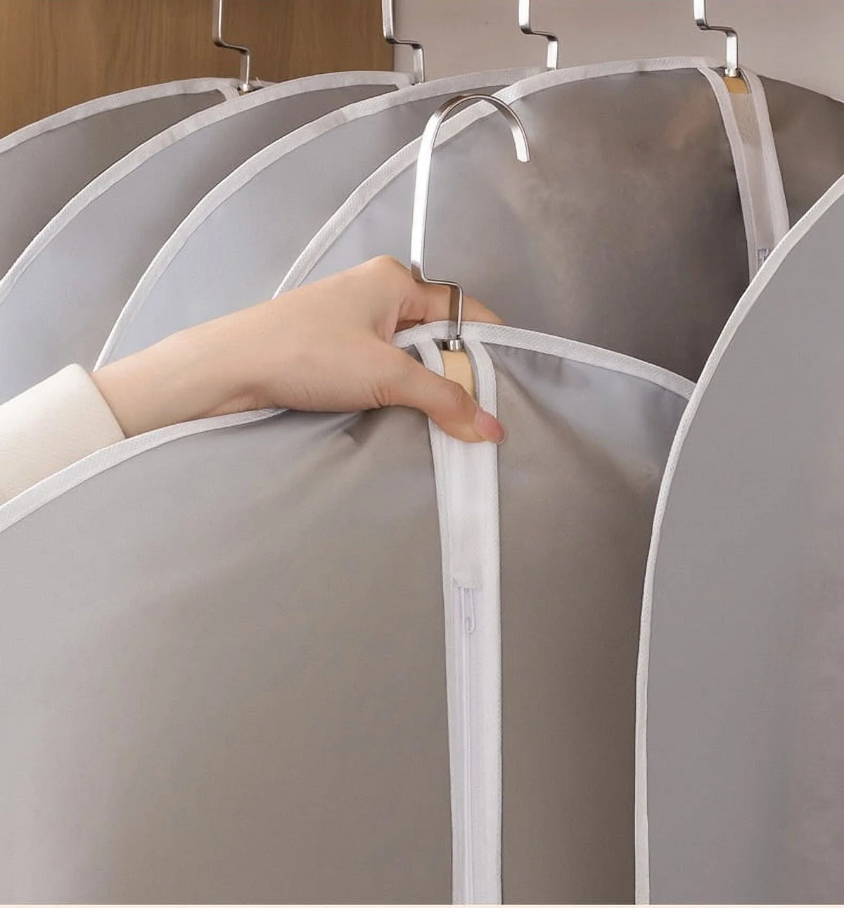 Garment Bags 5 Pack 40 X 24 Hanging Clothes Covers with Zipper I107